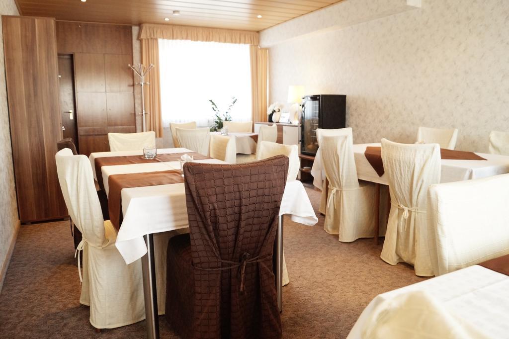 Pension Huhn Angersbach Екстериор снимка
