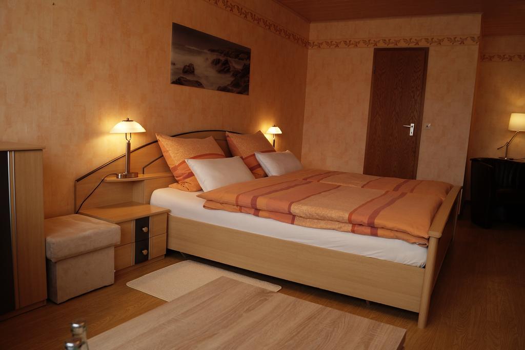 Pension Huhn Angersbach Екстериор снимка